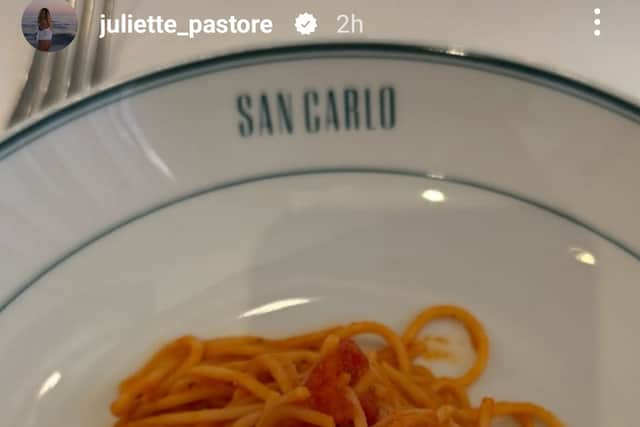 Sandro Tonali's other half Juliette Pastore has done little to quell Manchester United links by turning up for a meal in the city.