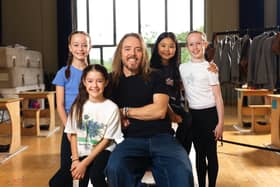 Tim Minchin popped into the rehearsal room to meet the young cast 