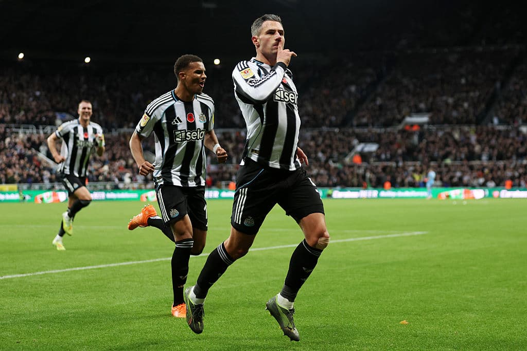 Newcastle United supporters mock Liverpool just minutes after beating Tottenham Hotspur - NewcastleWorld Newcastle United supporters mock Liverpool just minutes after beating Tottenham Hotspur - NewcastleWorld