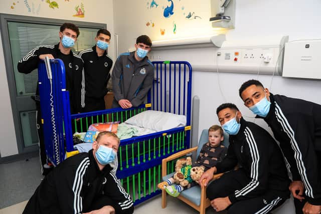 Photos as Newcastle United players visit Tyneside hospitals for Christmas