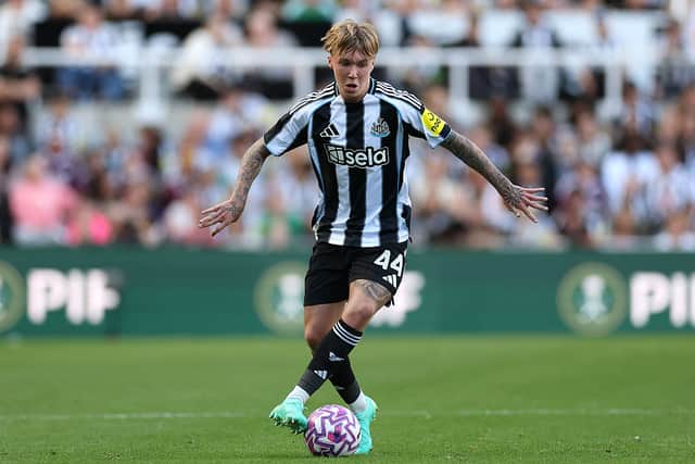 Alfie Harrison of Newcastle in action during the pre-season friendly match between Newcastle United and Atletico Madrid at St James' Park on August 09, 2025 in Newcastle upon Tyne, England. (Photo by Stu Forster/Getty Images)
