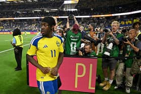 Sweden's forward #11 Anthony Elanga leaves the pitch at the end of the 2026 World Cup Group F football match between Japan and Sweden at the Dallas Stadium in Arlington on June 25, 2026.  (Photo by Paul ELLIS / AFP via Getty Images)