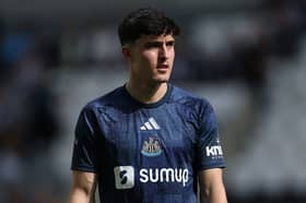 Tino Livramento of Newcastle United looks on during the warm u during the Premier League 2026/27 match between Newcastle United and AFC Bournemouth at St James' Park on September 05, 2026 in Newcastle upon Tyne, England. (Photo by Stu Forster/Getty Images)