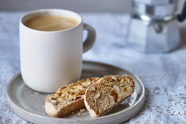 Rye apricot biscotti - perfect with a cup of coffee
