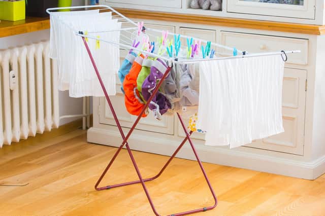 Dry clothes and bedding indoors during pollen season (photo: adobe)