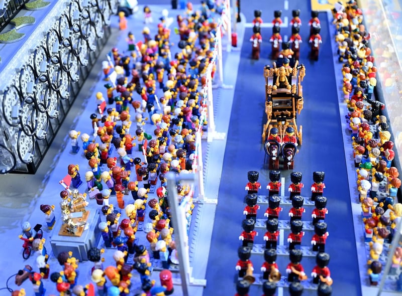LEGOLAND Discovery Centre Birmingham’s MINILAND features many of the city’s iconic buildings, from the Bullring to the world’s smallest Primark and now for the first time has its very own regal procession