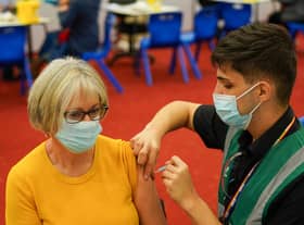 Booster vaccinations are available to book online or at a walk-in vaccination site. (Photo by Ian Forsyth/Getty Images)