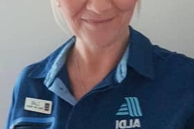 Aldi colleague in Gateshead celebrates 20 years at the supermarket