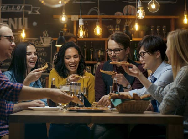 Diners can save money on eating out with some simple hacks (photo:Adobe)
