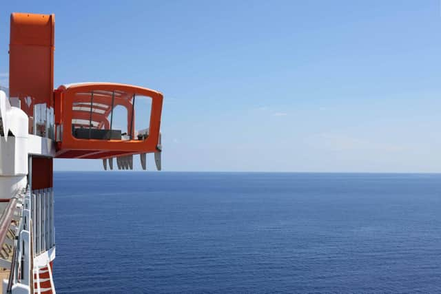 The iconic Magic Carpet is the world's first cantilevered floating bar and restaurant covering an impressive 13 storeys above sea level. Image: Michel Verdure