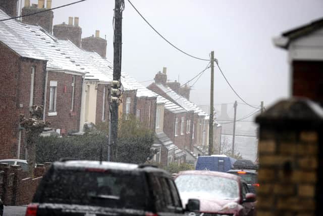 The Met Office has issued a yellow weather warning for snow and ice to North East England.