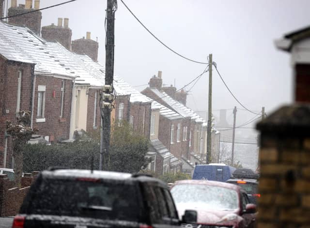 The Met Office has issued a yellow weather warning for snow and ice to North East England.