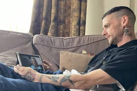 Davey Bratton, 35,  an ex-smoker whose mum Maggie’s story went around the world