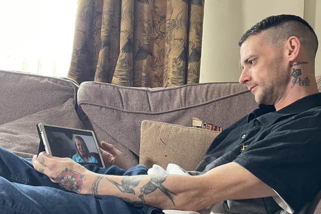 Davey Bratton, 35, an ex-smoker whose mum Maggie’s story went around the world