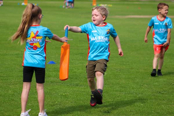 Durham Cricket Foundation teams up for a third year with Karbon Homes to deliver free holiday camps with meals.