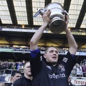 Weir moved south with Newcastle Falcons and won the Tetley's Bitter Cup.