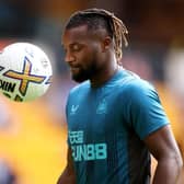WOLVERHAMPTON, ENGLAND - AUGUST 28: Allan Saint-Maximin of Newcastle United warms up prior to the Premier League match between Wolverhampton Wanderers and Newcastle United at Molineux on August 28, 2022 in Wolverhampton, England. (Photo by Eddie Keogh/Getty Images)
